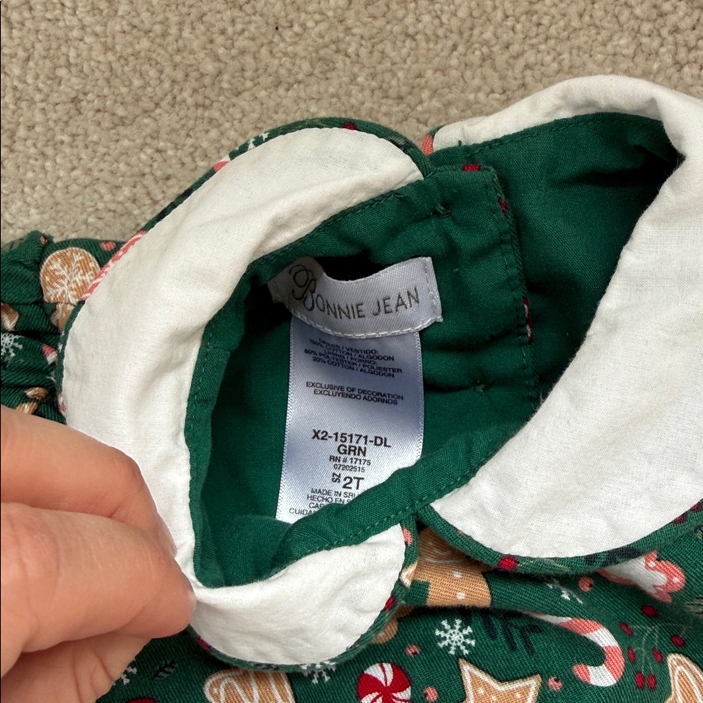 Bonnie Jean Christmas Smocked Dress with White Collar - Picture 4 of 5
